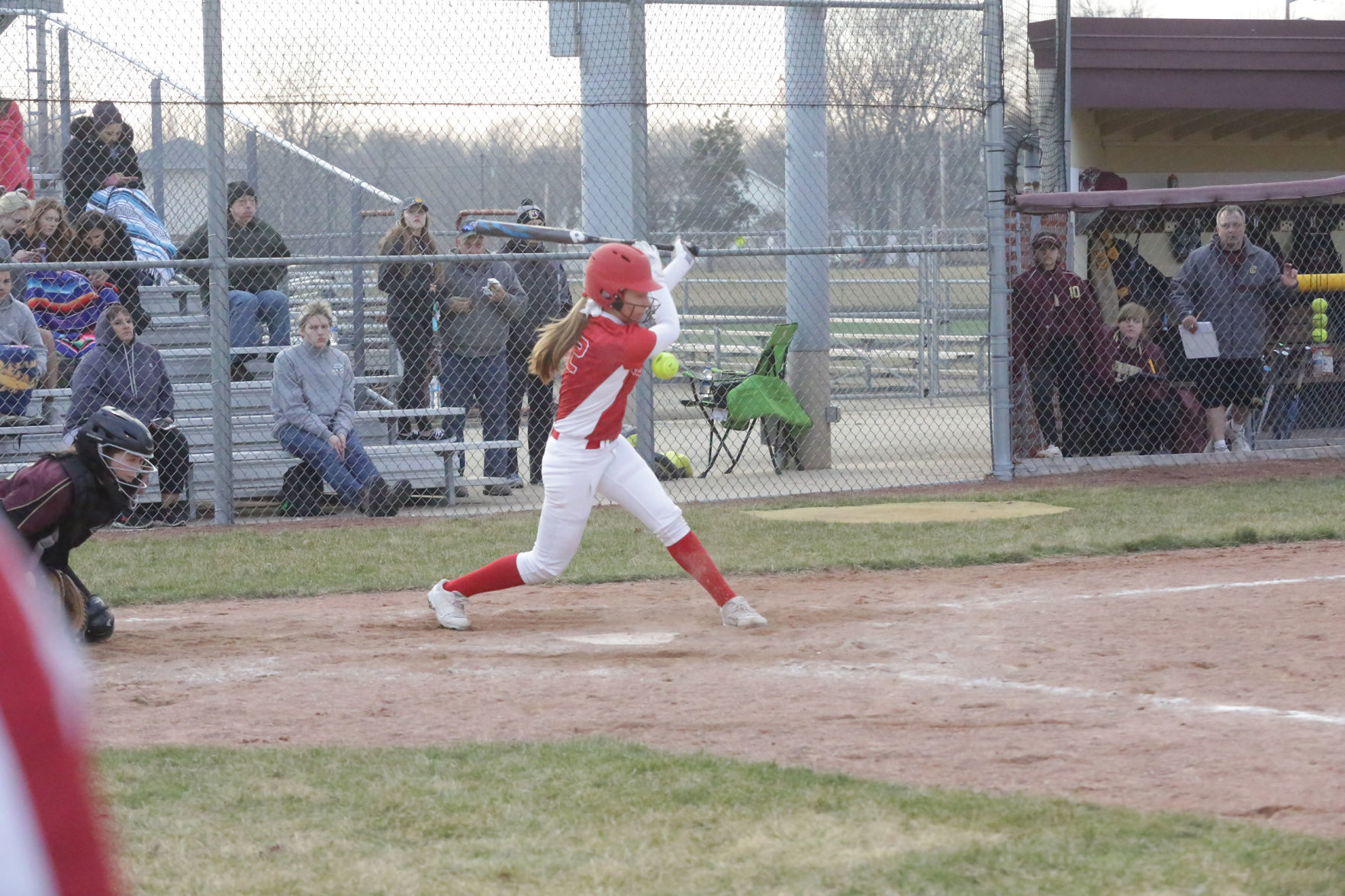 Gallery Bulldogs vs Trojans in softball
